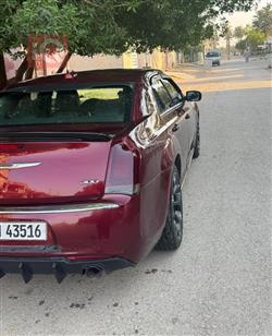 کرایسلەر 300